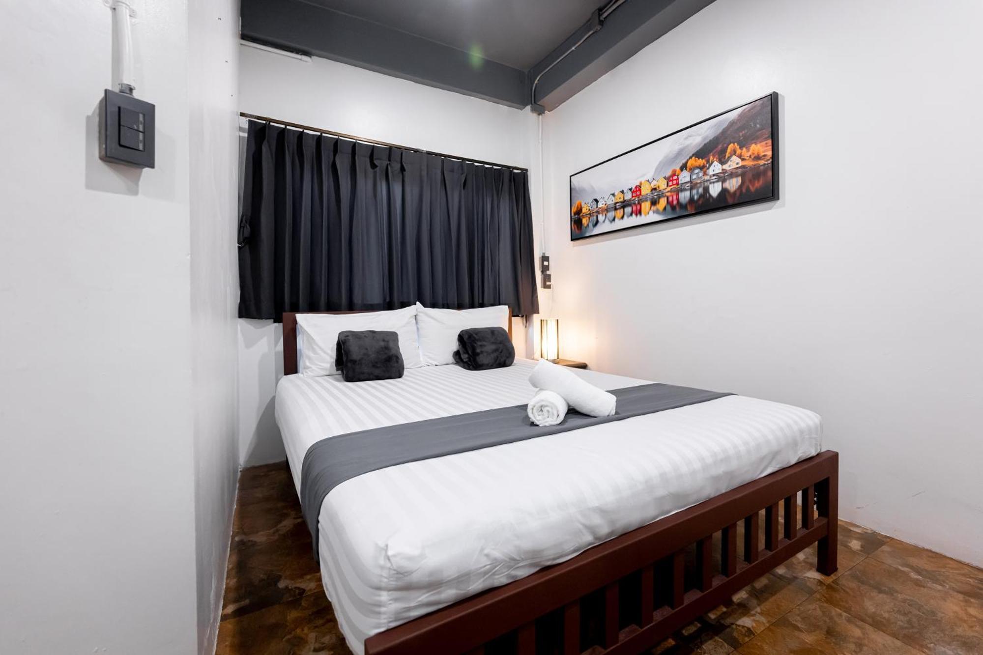 Vibes Hostel กรุงเทพมหานคร ภายนอก รูปภาพ
